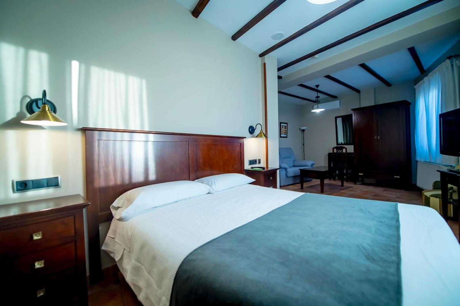 Hotel Tharsis Cazorla Esterno foto